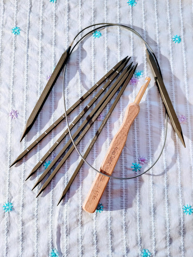 Welcome-to-Kollage-Square Yarn Traveler & Haberdashery