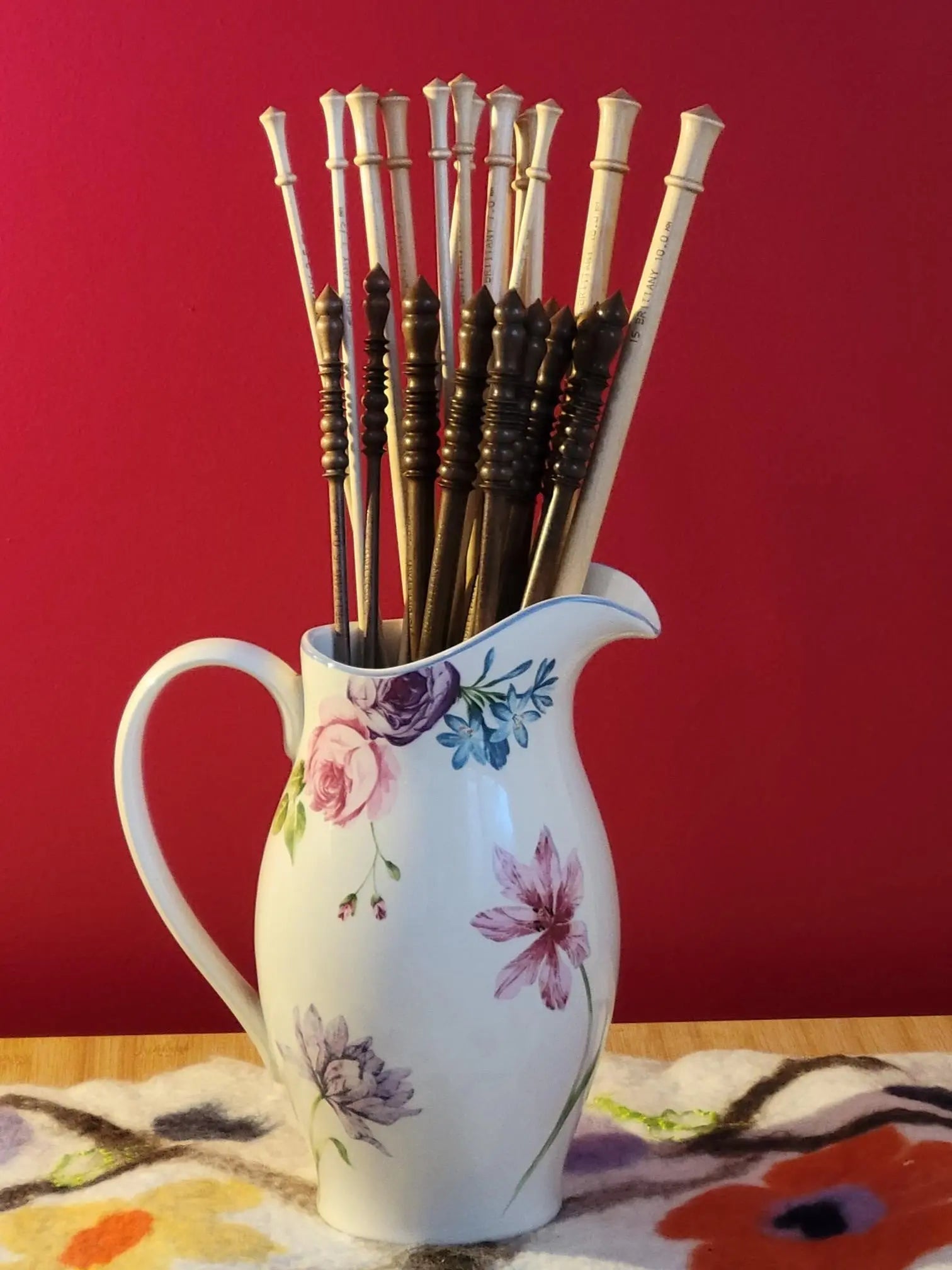 Brittany-Needles-with-an-Elegant-Vintage-Touch Yarn Traveler & Haberdashery