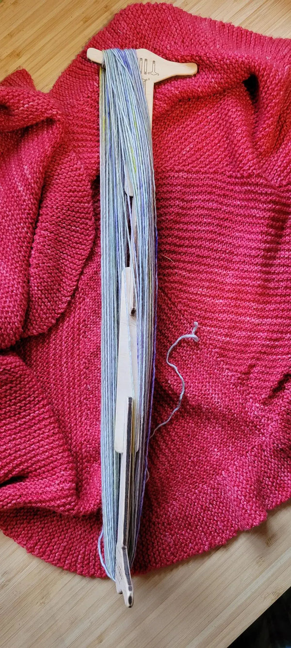 Niddy Noddy Yarn Traveler & Haberdashery