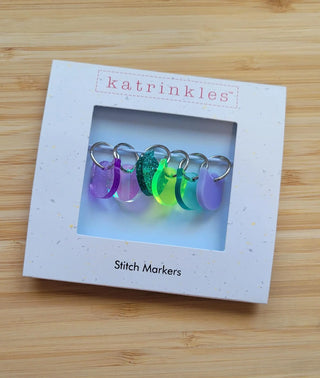 Stitch Markers: Cat Themed Yarn Traveler & Haberdashery