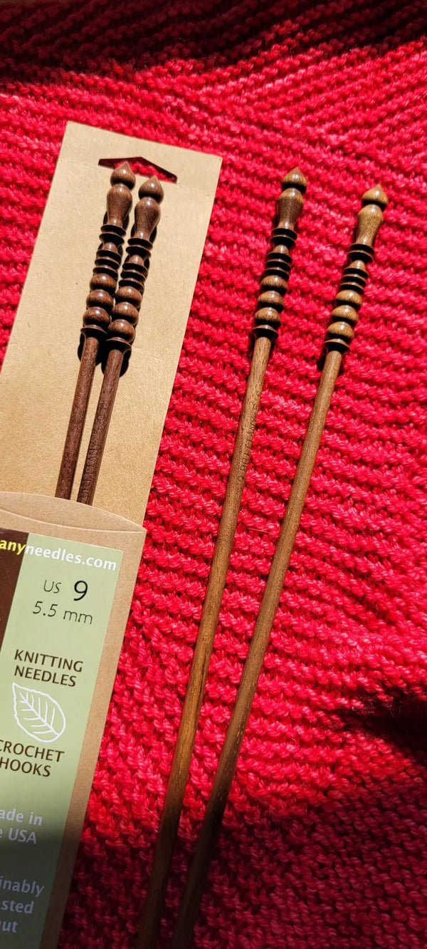 Brittany Victorian Walnut Straight US 9 (5.5 mm) 10 Inch Yarn Traveler & Haberdashery