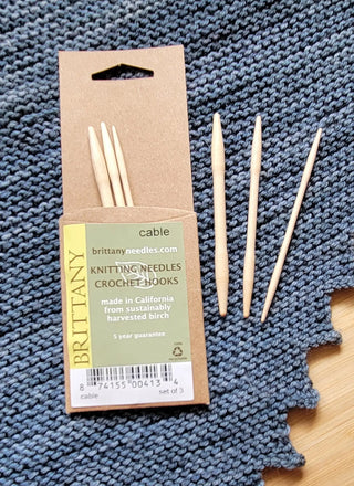 Brittany Birch Cable Set of (3) Needles Yarn Traveler & Haberdashery