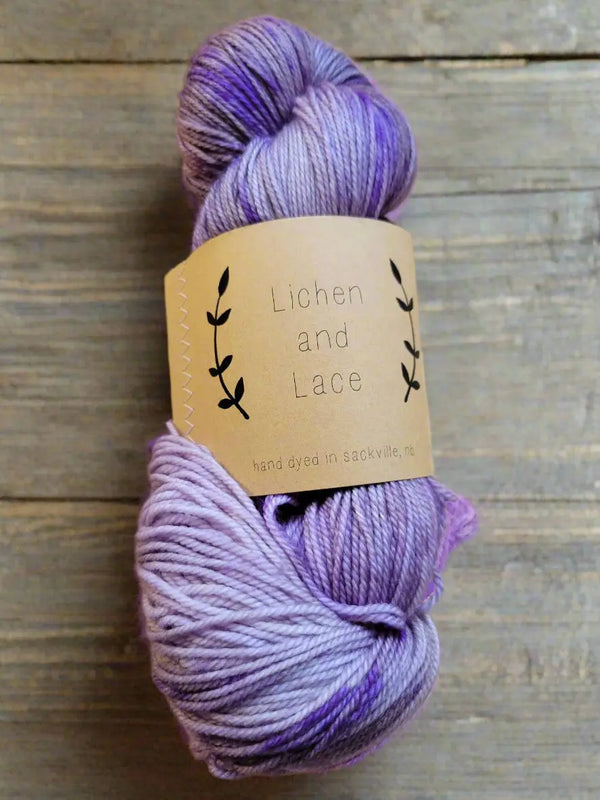 Lichen and Lace 80/20 Sock Yarn Traveler & Haberdashery
