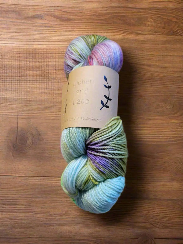 Lichen and Lace 80/20 Sock Yarn Traveler & Haberdashery