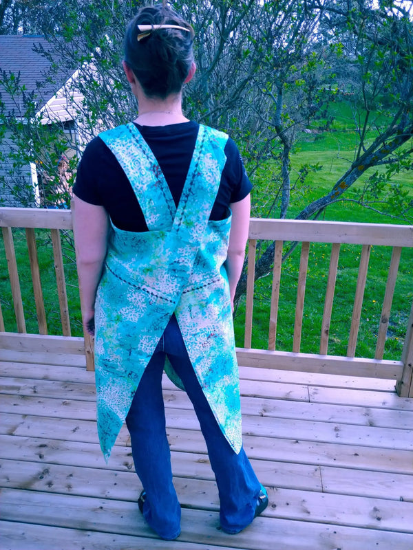 Utility Apron (100% Cotton) Yarn Traveler & Haberdashery