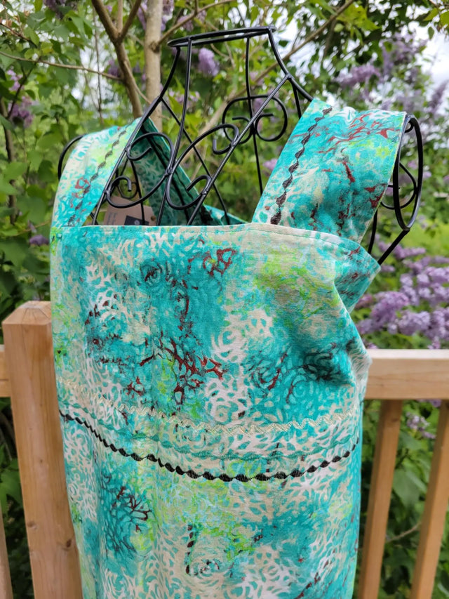 Utility Apron (100% Cotton) Yarn Traveler & Haberdashery