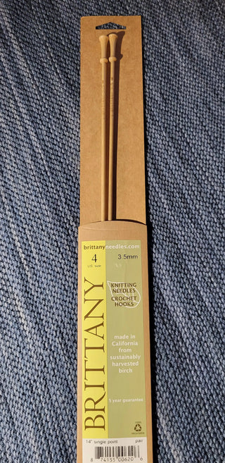 Brittany Birch Straight Needles US 4 (3.5 mm) 14 inch Yarn Traveler & Haberdashery