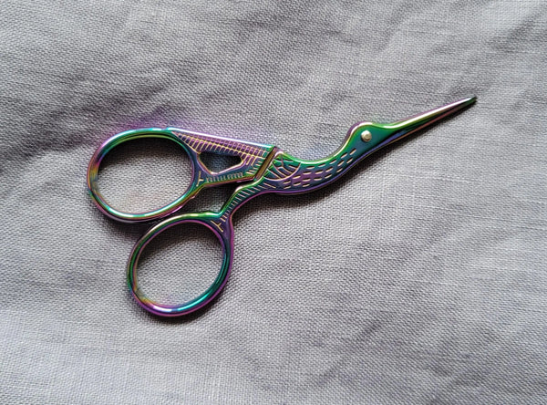 Embroidery Scissors (Small Crane) Yarn Traveler & Haberdashery