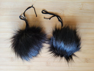 Faux Fur Pompoms Panther Yarn Traveler & Haberdashery