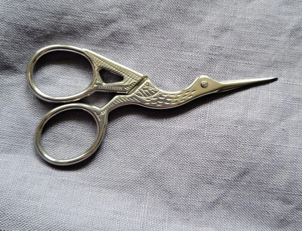 Embroidery Scissors (Small Crane) Yarn Traveler & Haberdashery