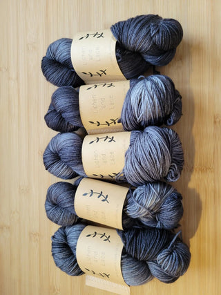 Lichen and Lace 80/20 Sock Yarn Traveler & Haberdashery