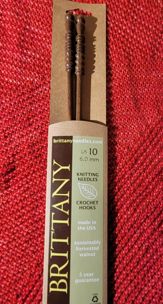 Brittany Victorian Walnut Straight US 10 (6 mm) 10 inch Yarn Traveler & Haberdashery