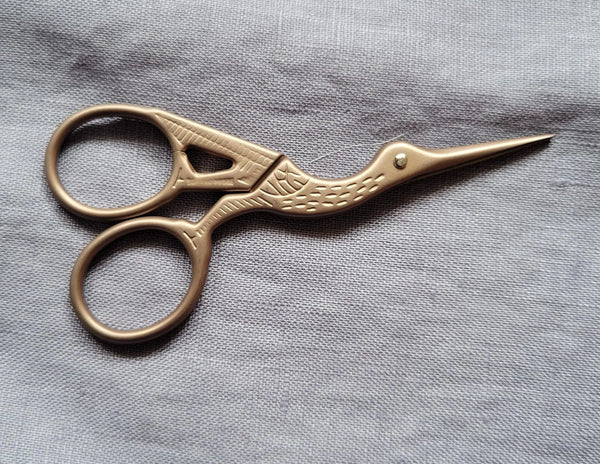 Embroidery Scissors (Small Crane) Yarn Traveler & Haberdashery