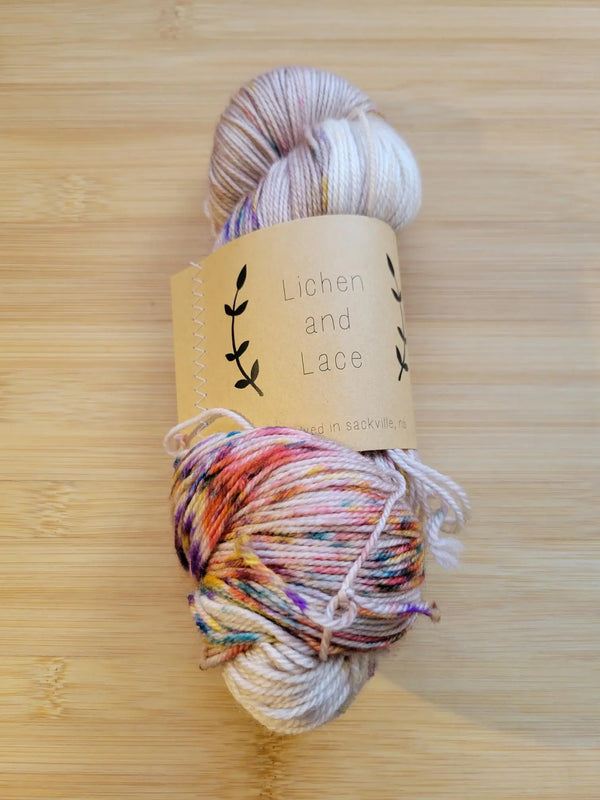 Lichen and Lace 80/20 Sock Yarn Traveler & Haberdashery