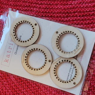 Loom Ornament Small Yarn Traveler & Haberdashery