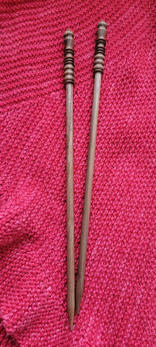 Brittany Victoria Walnut Straight US 10 7/8 (7.5 mm) 10 Inch