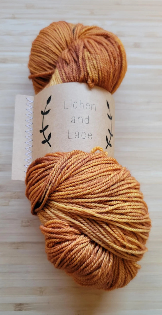 Lichen and Lace 80/20 Sock Yarn Traveler & Haberdashery