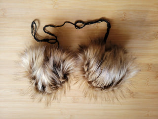 Faux Fur Pompoms Wildcat Yarn Traveler & Haberdashery